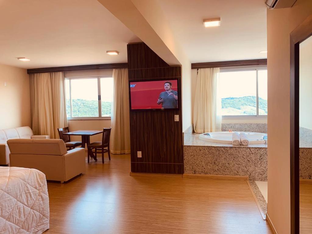 Hotel Mirante Sao Bras São Brás do Suaçuí Bagian luar foto